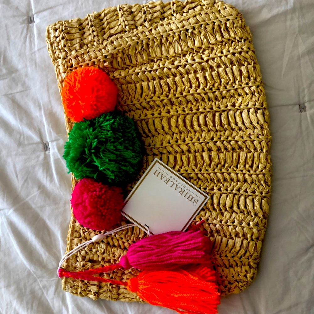 Artisanal natural fibers pouch/ clutch. Summer must have